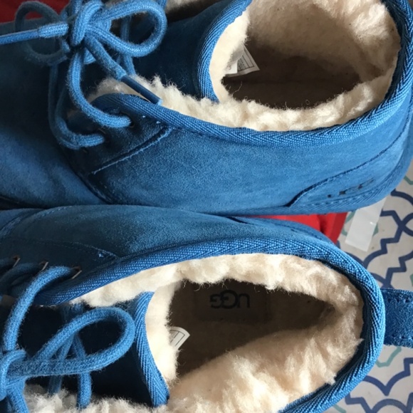 ?UGG, men’s suede Neumei chukka boots, great condition, see photos, size 11 ?